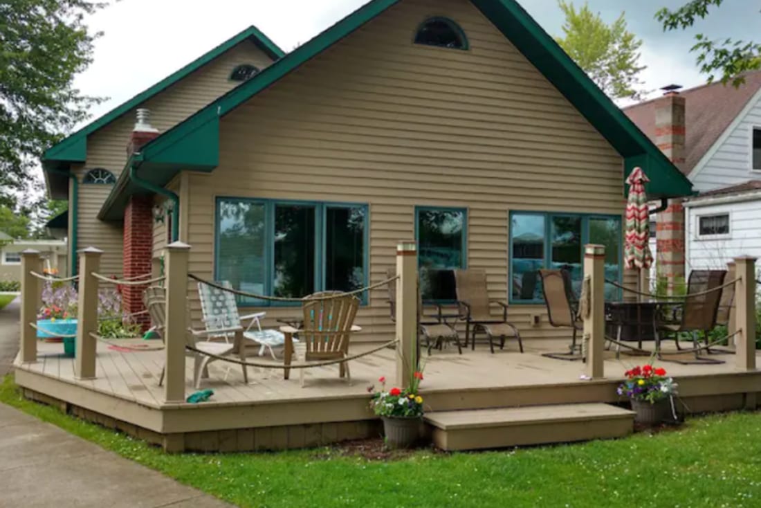 The Lodge on the lake